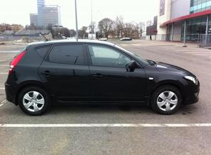 Medium_phoca_thumb_l_hyundai_20i30_20010