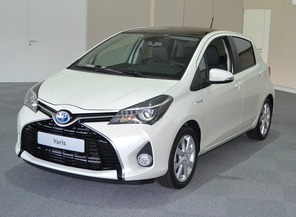 Medium_160803_2015_toyota_yaris